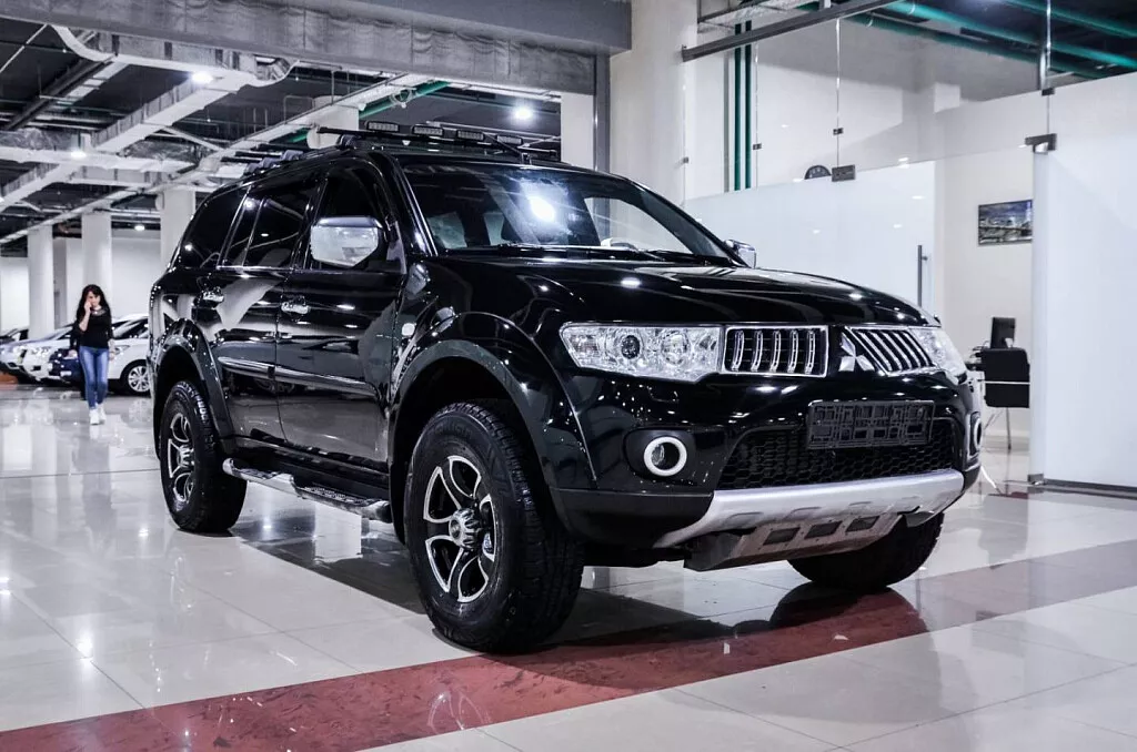 Купить Pajero Sport с пробегом